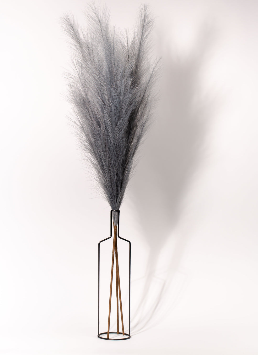 FAUX PAMPAS GRASS - Black